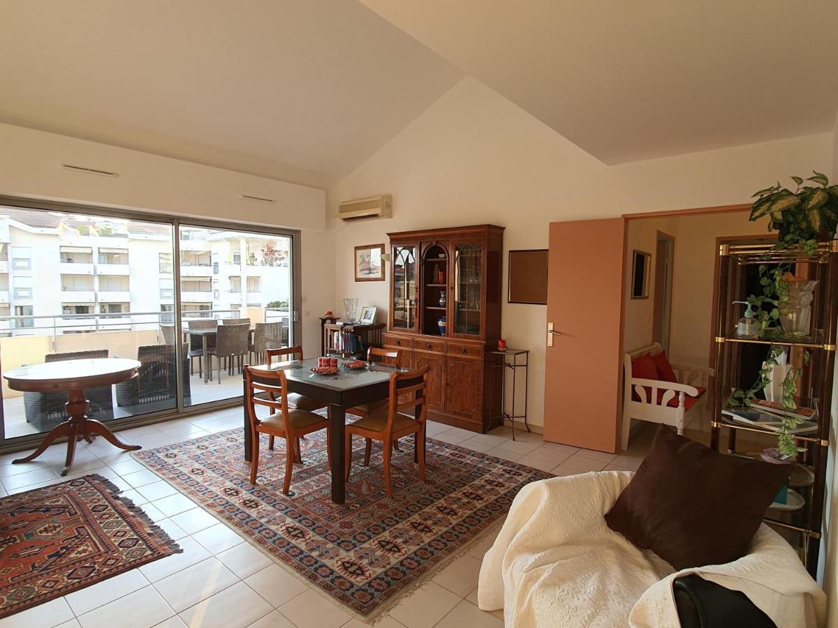 Azirys By Welcome To Apartamento
